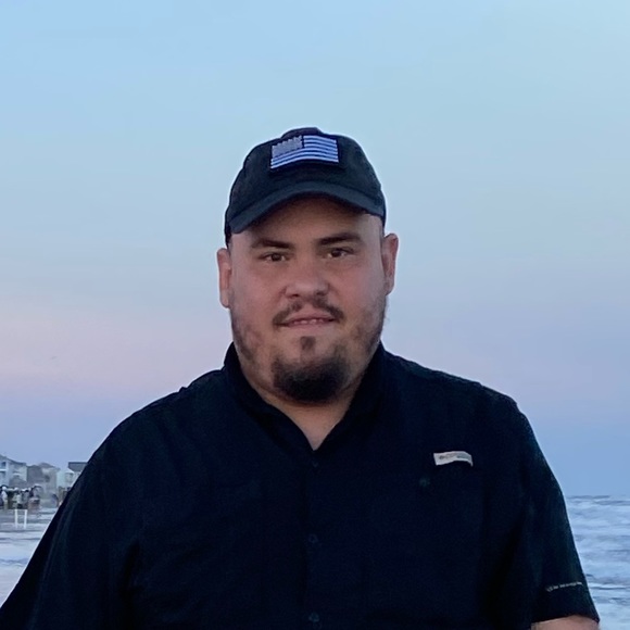 Meet your Posher, Francisco - Picture 1 of 1